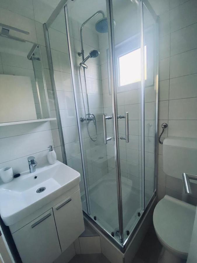 Apartmani Mila Starigrad Paklenica Zewnętrze zdjęcie