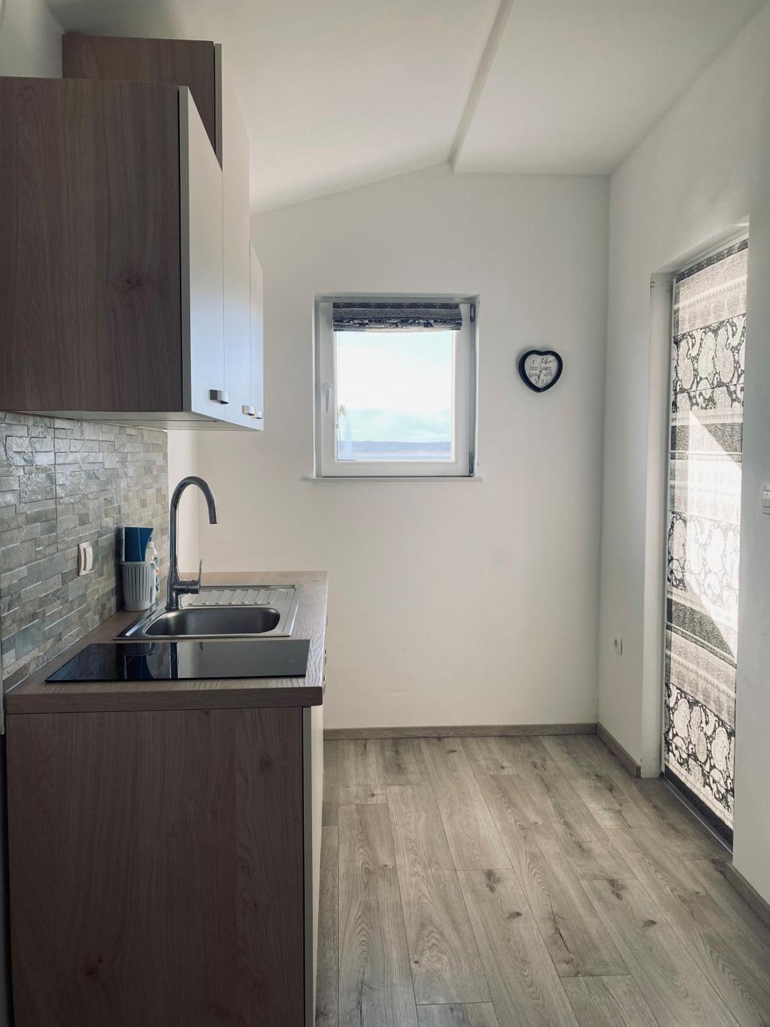 Apartmani Mila Starigrad Paklenica Zewnętrze zdjęcie