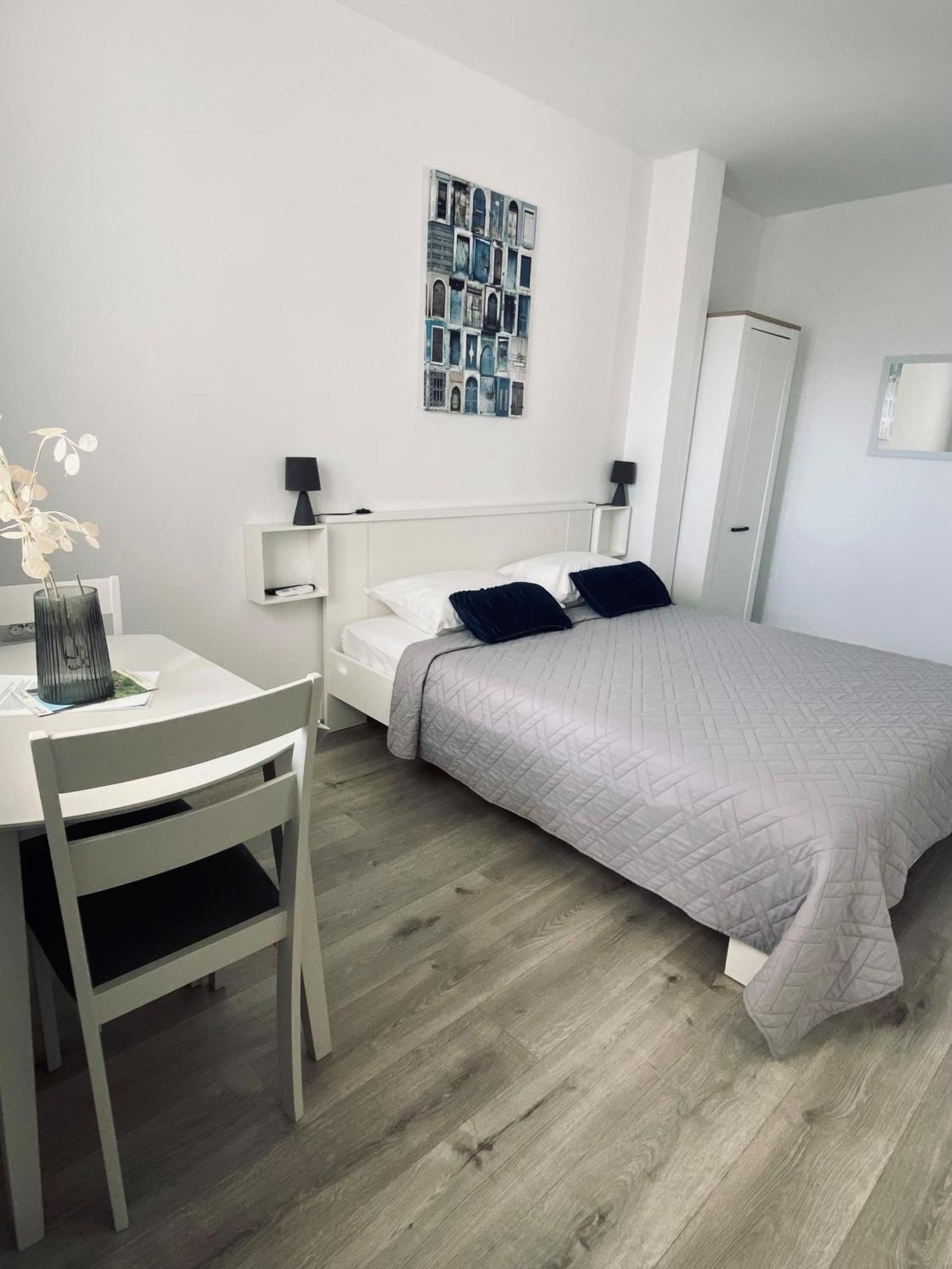 Apartmani Mila Starigrad Paklenica Zewnętrze zdjęcie