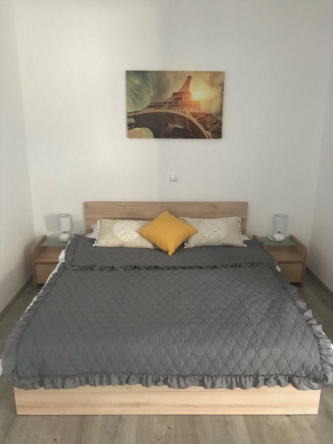 Apartmani Mila Starigrad Paklenica Zewnętrze zdjęcie