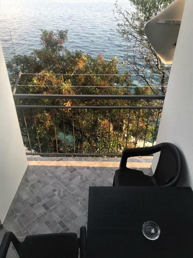 Apartmani Mila Starigrad Paklenica Zewnętrze zdjęcie